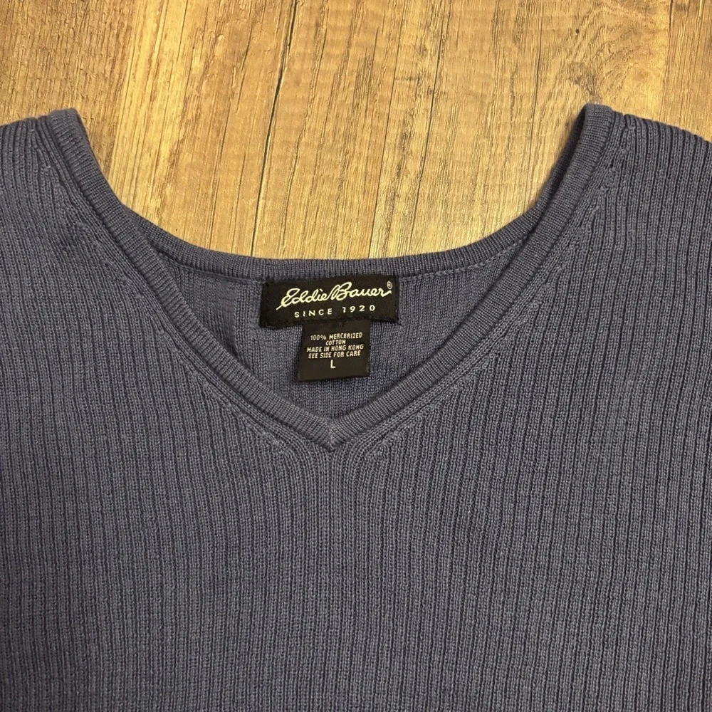 Eddie Bauer Slate Blue V-Neck Knit Top - Picture 2 of 4